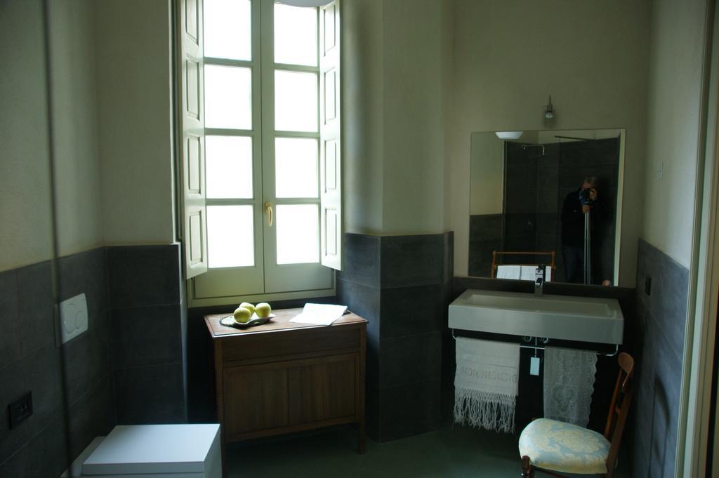 Residenza D'Epoca Regina D'Arborea โอริสตาโน ภายนอก รูปภาพ