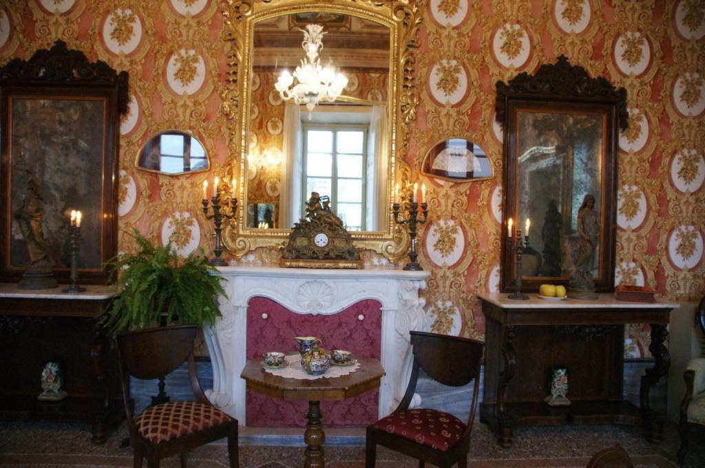 Residenza D'Epoca Regina D'Arborea โอริสตาโน ภายนอก รูปภาพ