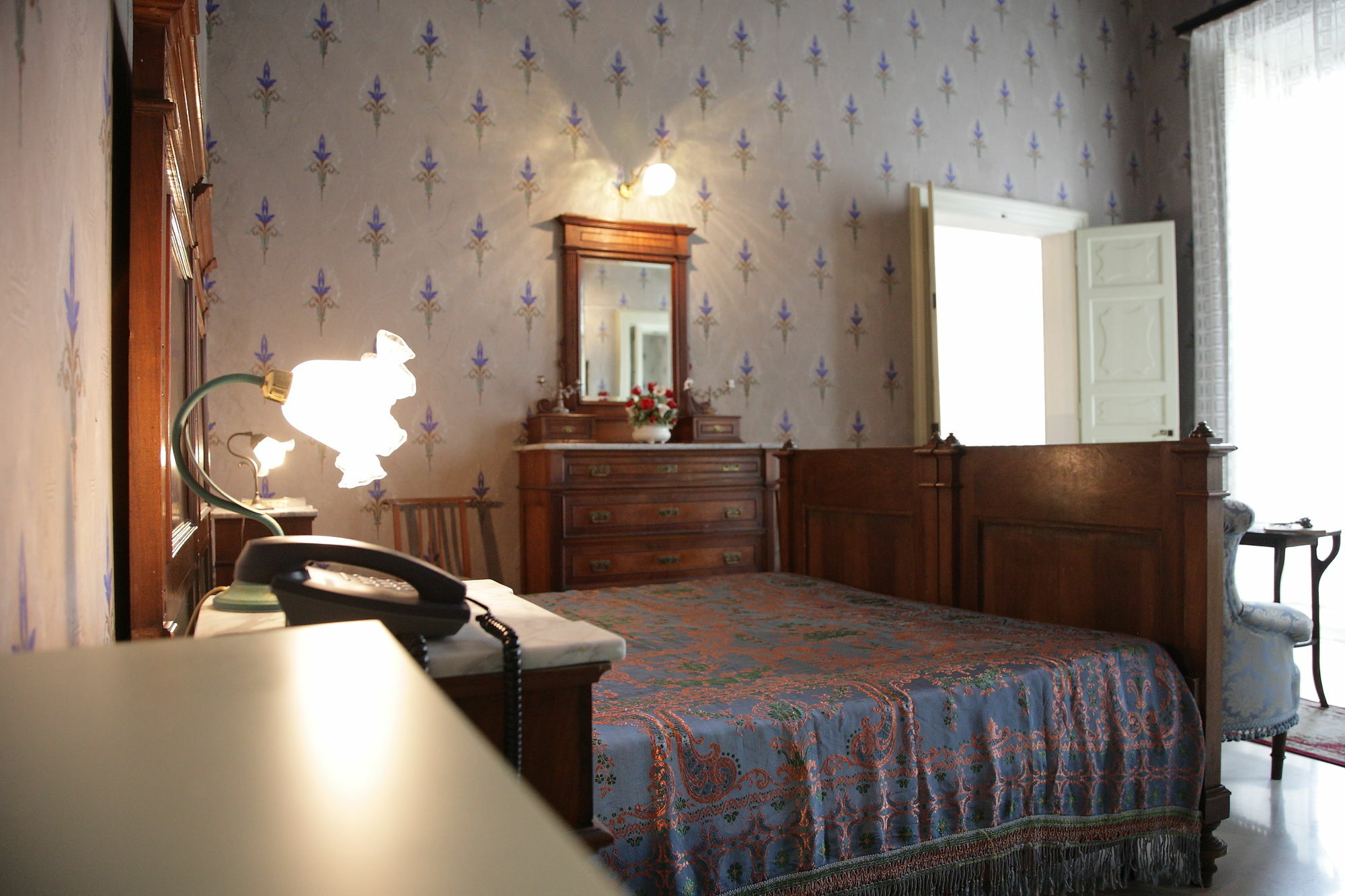 Residenza D'Epoca Regina D'Arborea โอริสตาโน ภายนอก รูปภาพ