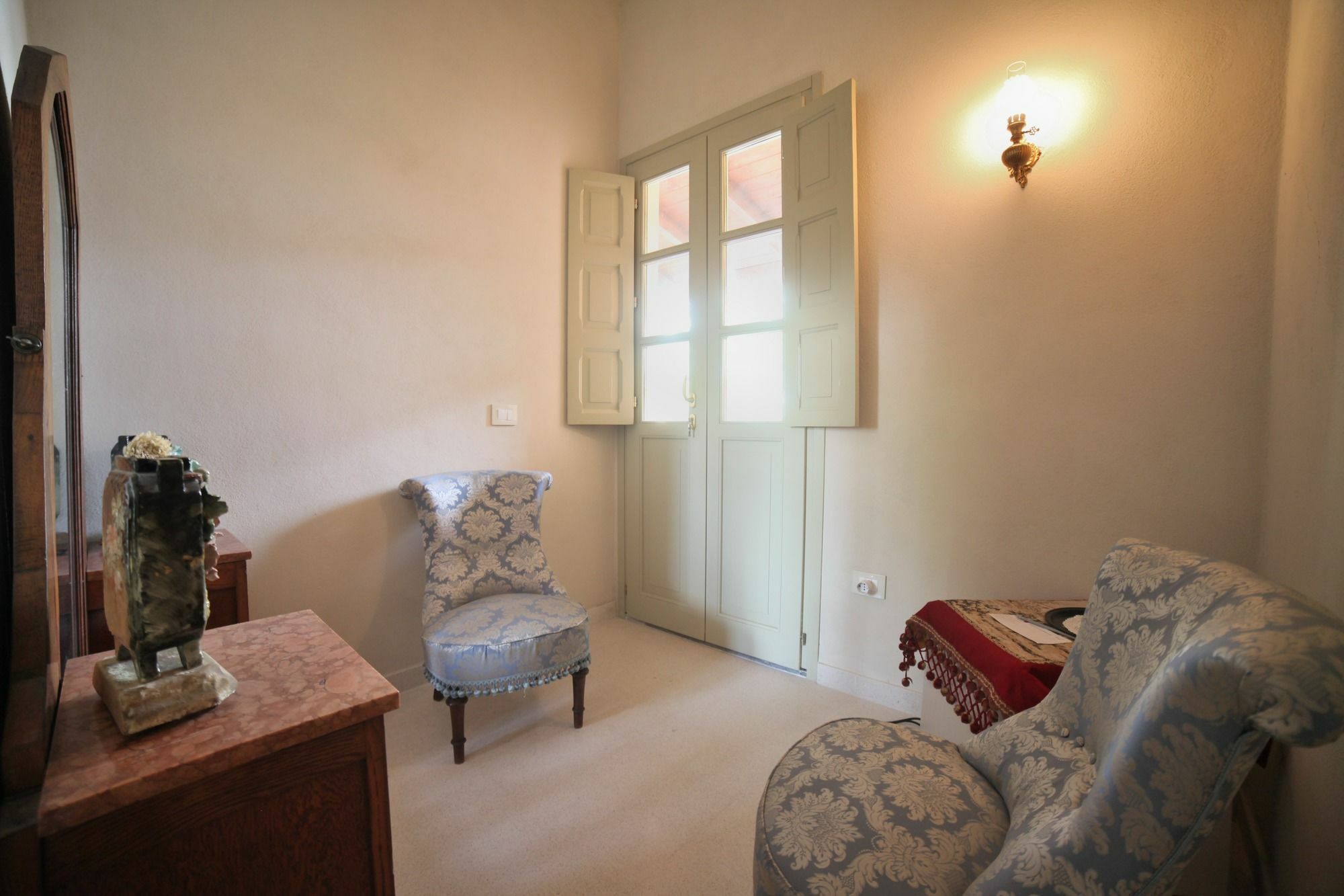 Residenza D'Epoca Regina D'Arborea โอริสตาโน ภายนอก รูปภาพ